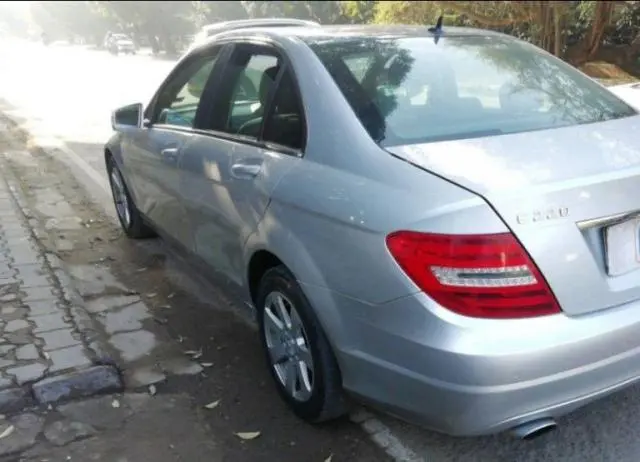 Mercedes-Benz E-Class E250 CDI Blue Efficiency 2011