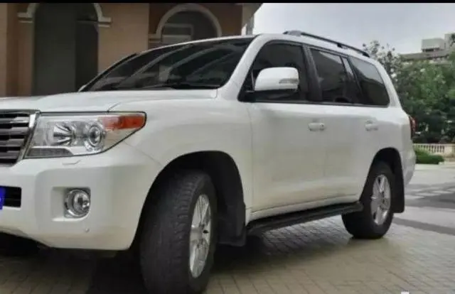 Toyota Land Cruiser LC200 VX 2010