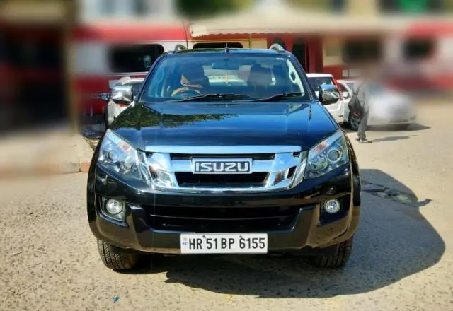 Isuzu D-Max V-Cross HIGH DIESEL 2017