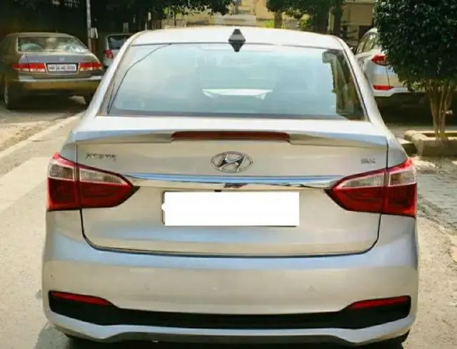 Hyundai Xcent SX (O) 2016