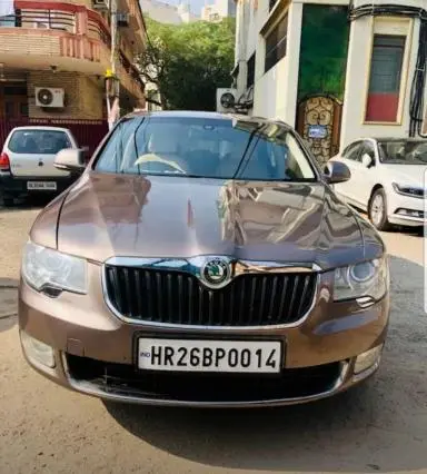 Skoda Superb ELEGANCE 2.0 TDI CR AT 2011