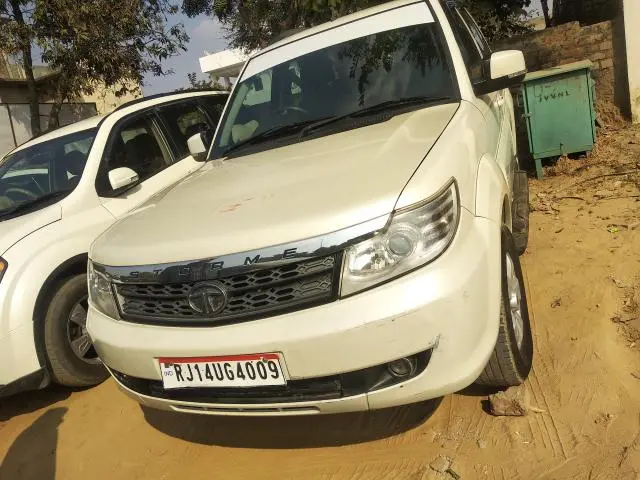 Tata Safari Storme 2.2 EX 4X2 2015