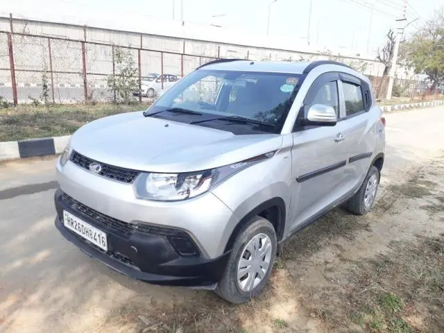 Mahindra KUV100 K4 5 STR 2017