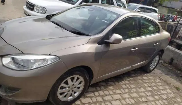 Renault Fluence Advantage Edition 2012