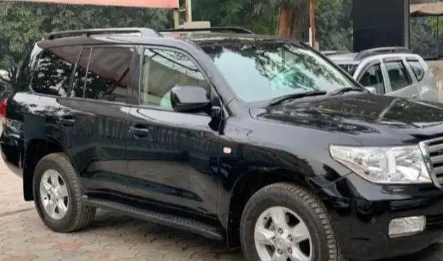 Toyota Land Cruiser LC200 VX 2011
