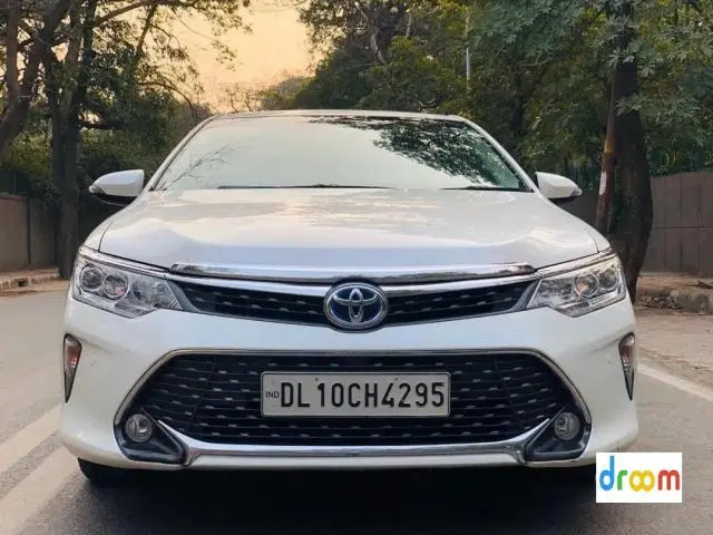 Toyota Camry Hybrid 2016