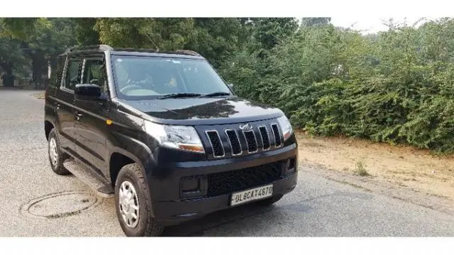 Mahindra TUV300 T6 Plus 2018