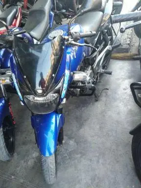 Bajaj Pulsar 180cc 2014