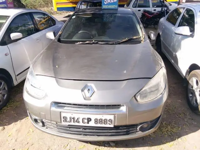 Renault Fluence 2.0 E4 2011