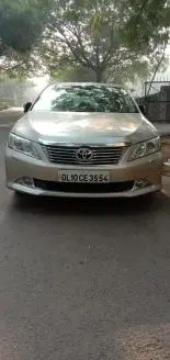 Toyota Camry 2.5 G 2013