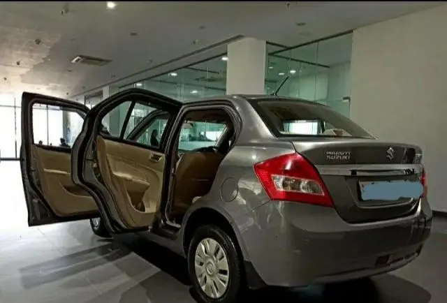 Maruti Suzuki Swift DZire ZDi 2015