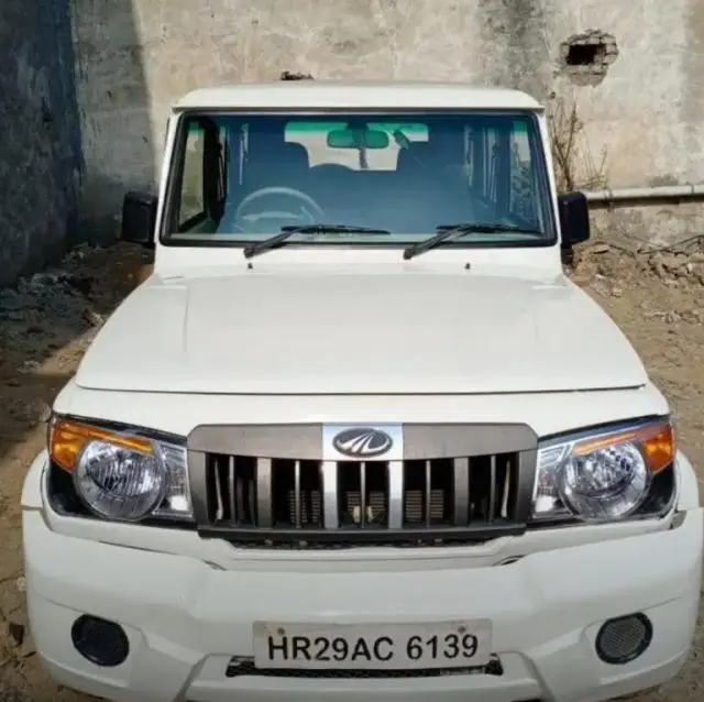 Mahindra Bolero SLE 2012