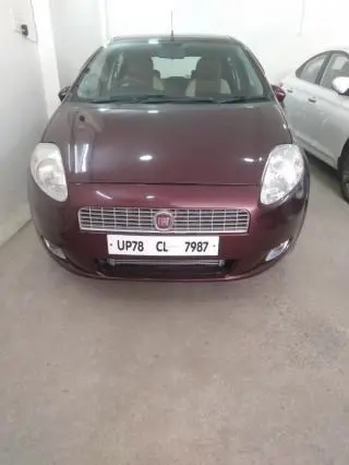 Fiat Punto Emotion 1.4 2011