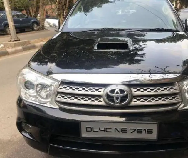 Toyota Fortuner 3.0 MT 4X4 2011