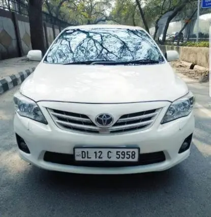 Toyota Corolla Altis 1.8 V AT 2011