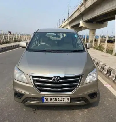 Toyota Innova 2.0 G4 2010