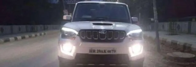Mahindra Scorpio Adventure LE 2WD 2016