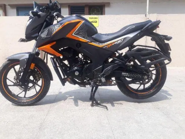 Honda CB Hornet 160R CBS 2017