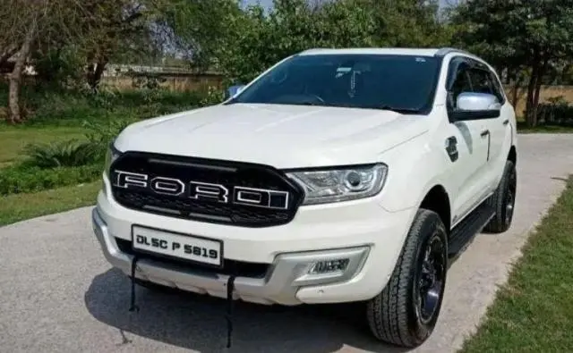Ford Endeavour Titanium 3.2 4x4 AT 2018