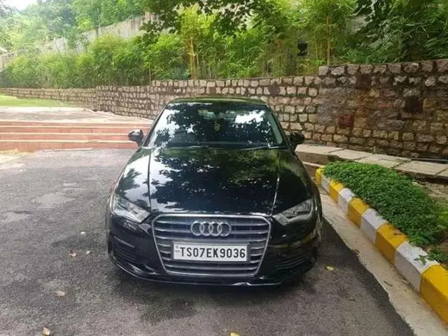 Audi A3 35 TDI PREMIUM + SUNROOF 2015