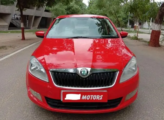 Skoda Rapid AMBITION 1.6 TDI CR MT 2012