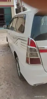 Toyota Innova 2.5 V 8 STR 2013