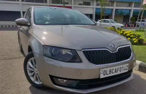 Skoda Octavia Elegance 2.0 TDI AT 2013