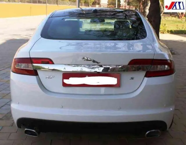 Jaguar XF 3.0 S 2011