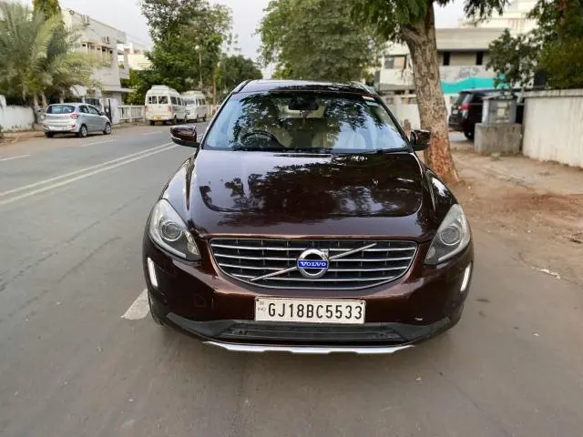 Volvo S60 Summum D5 2014