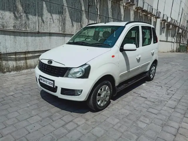 Mahindra Quanto C6 2013