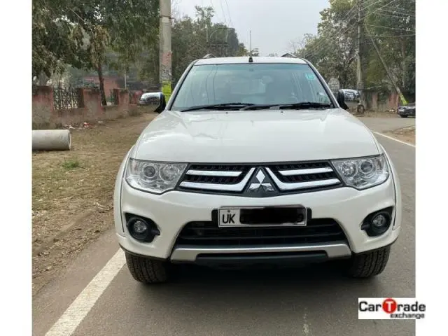 Mitsubishi Pajero Sport 2.5 AT 2016
