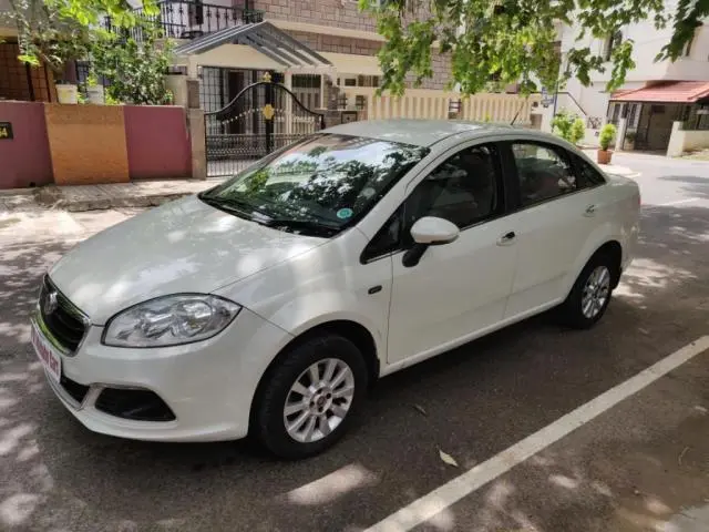 Fiat Linea 1.4 T-Jet Emotion 2016