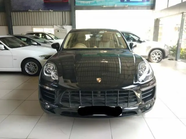 Porsche Macan R4 2017