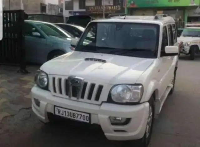 Mahindra Scorpio VLX 2WD 2014