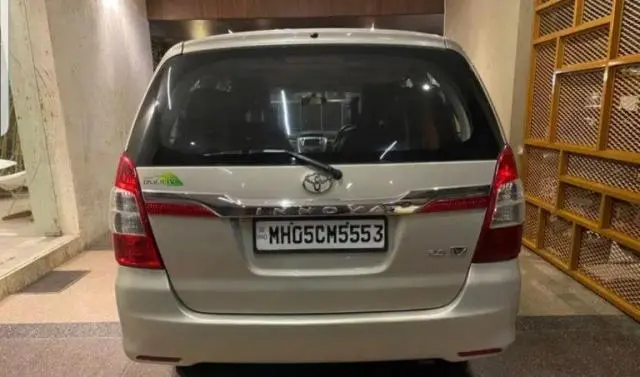 Toyota Innova 2.5 V 7 STR 2015