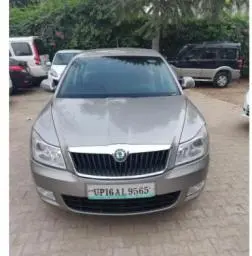 Skoda Laura Ambiente 2.0 TDI CR MT 2012