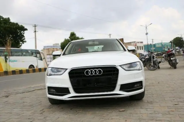 Audi A4 2.0 TDI Premium Plus 2014