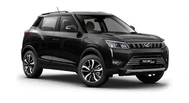 Mahindra XUV300 W4 Petrol 2022