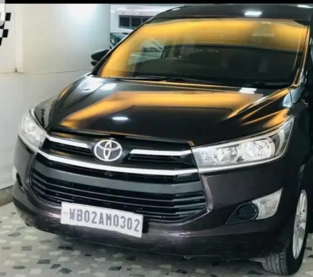 Toyota Innova Crysta 2.4 G 8 STR 2017