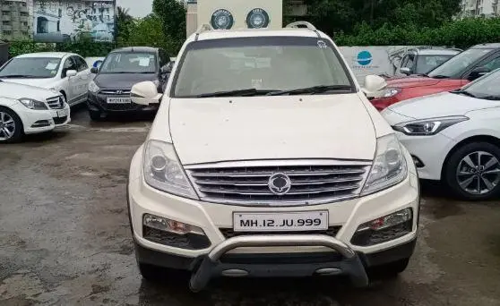 Mahindra Ssangyong Rexton RX5 2013