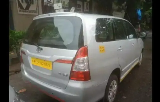 Toyota Innova 2.5 EV PS 7 STR BS IV 2014