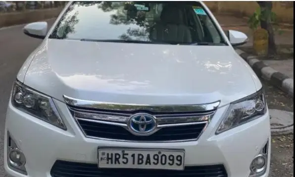 Toyota Camry Hybrid 2014