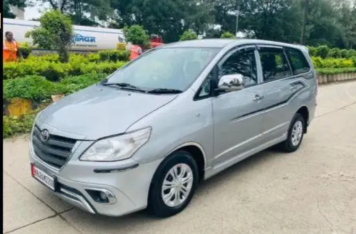 Toyota Innova 2.5 GX 7 STR BS IV 2016