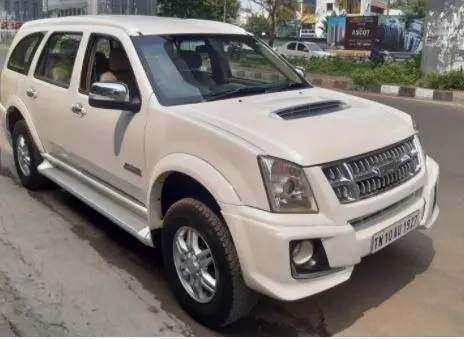 Isuzu MU7 Base BS III 2015