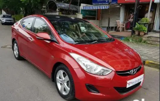 Hyundai Elantra CRDi 2013