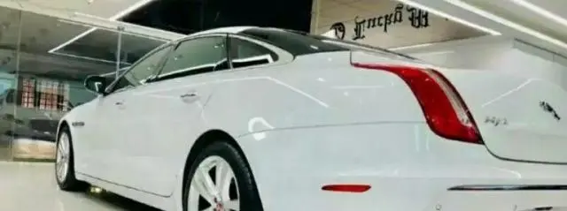 Jaguar XJ 3.0 DIESEL PORTFOLIO 2016