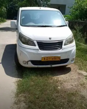 Ashok Leyland Stile LX 7 SEATER 2013