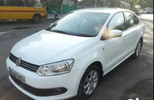 Volkswagen Vento Highline Petrol AT 2010