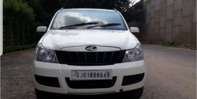 Mahindra Quanto C4 2013