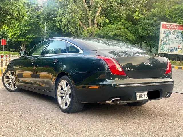 Jaguar XJ 5.0L PETROL 2011